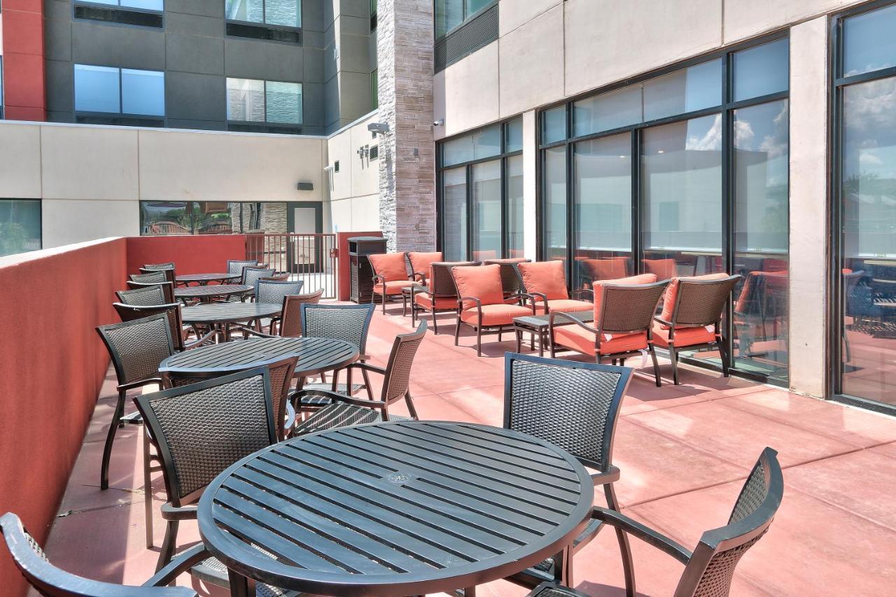 Holiday Inn Express & Suites - Albuquerque East By Ihg Exterior photo